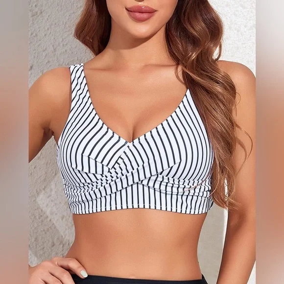 Twist Front Bikini Top - Picture 2 of 6